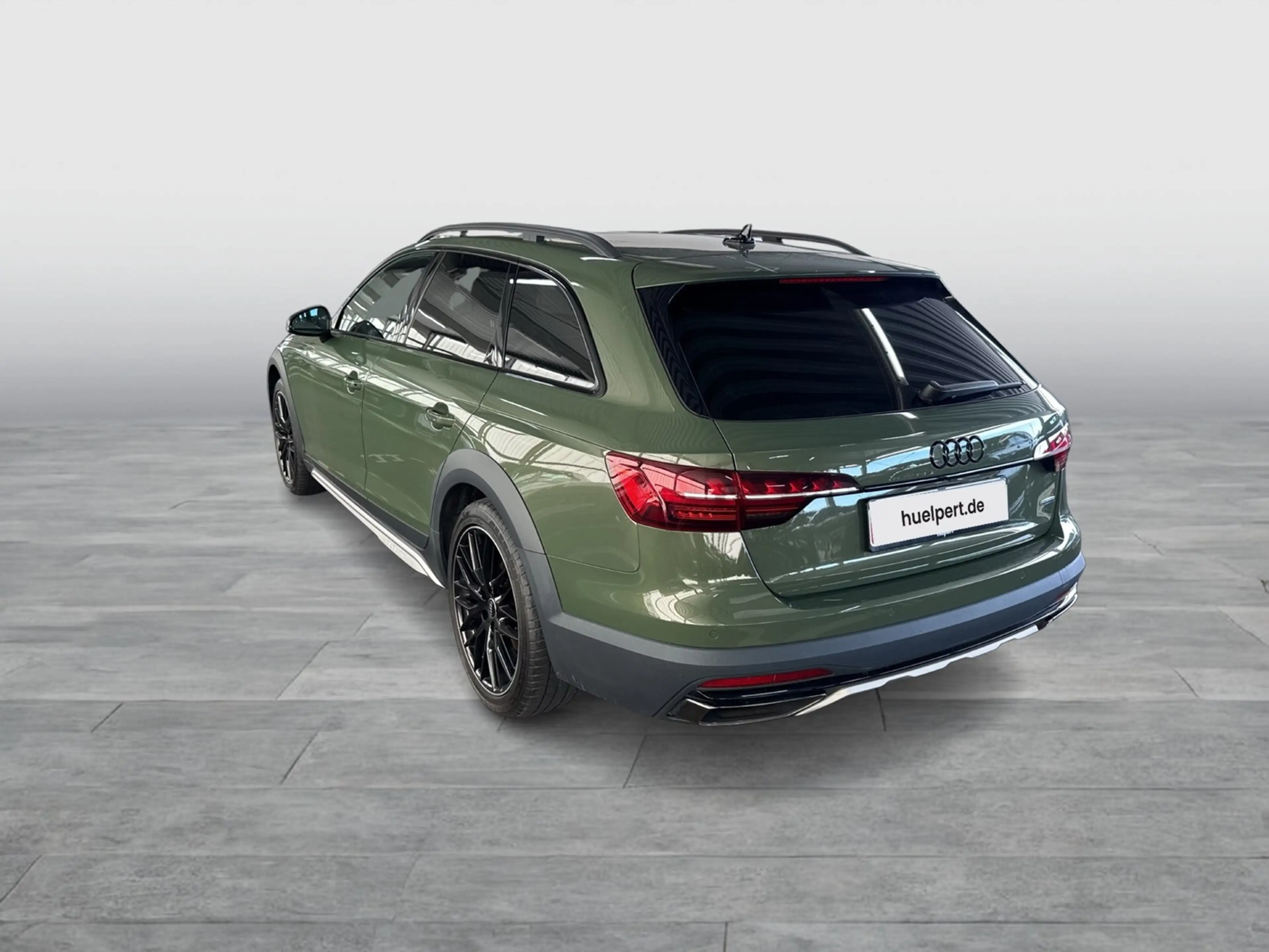 Audi A4 allroad 40 quattro PANO STANDHZ. B&O AHK CAM — photo 3