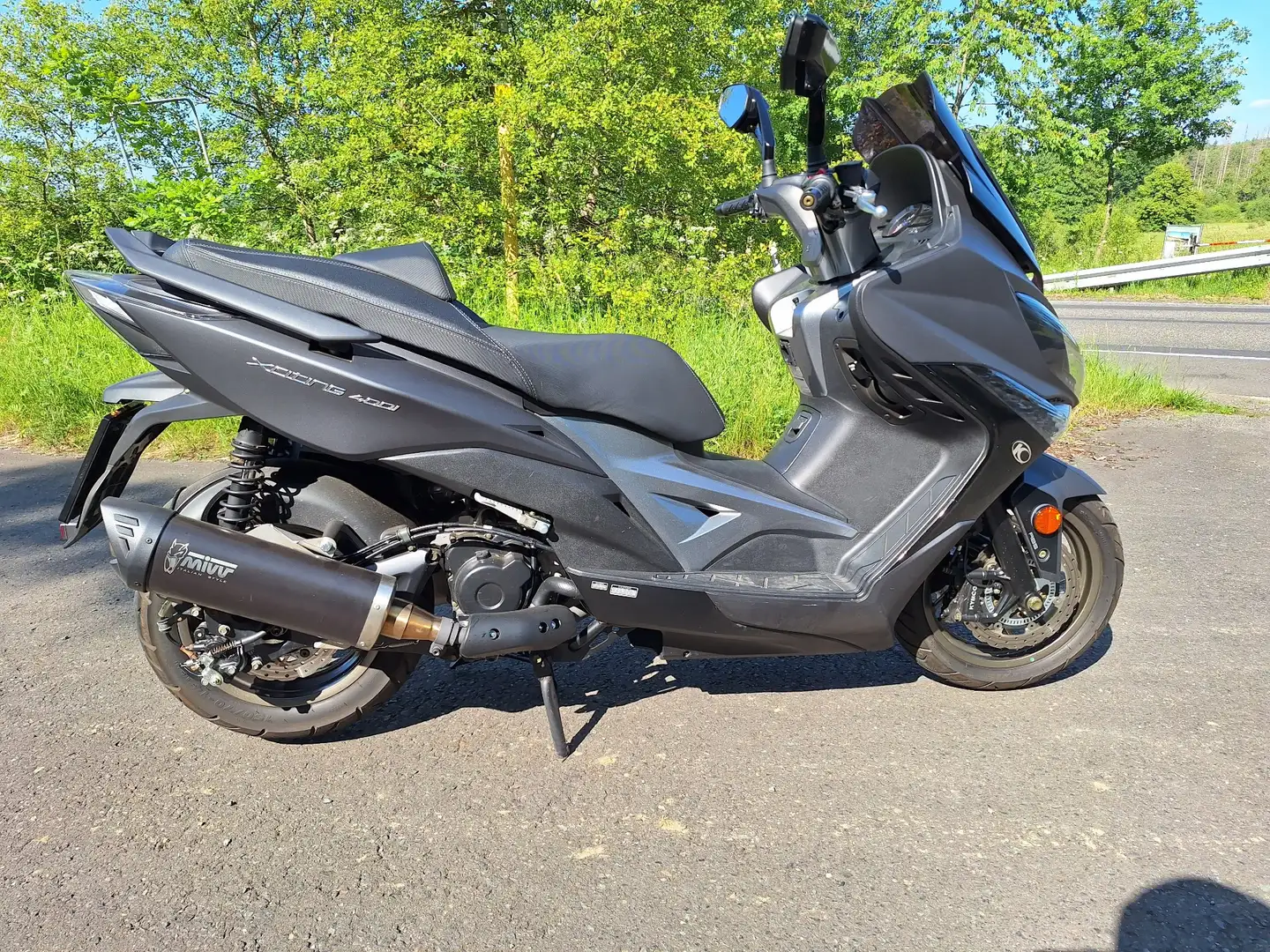 Kymco Xciting 400i Roller Schwarz - 2