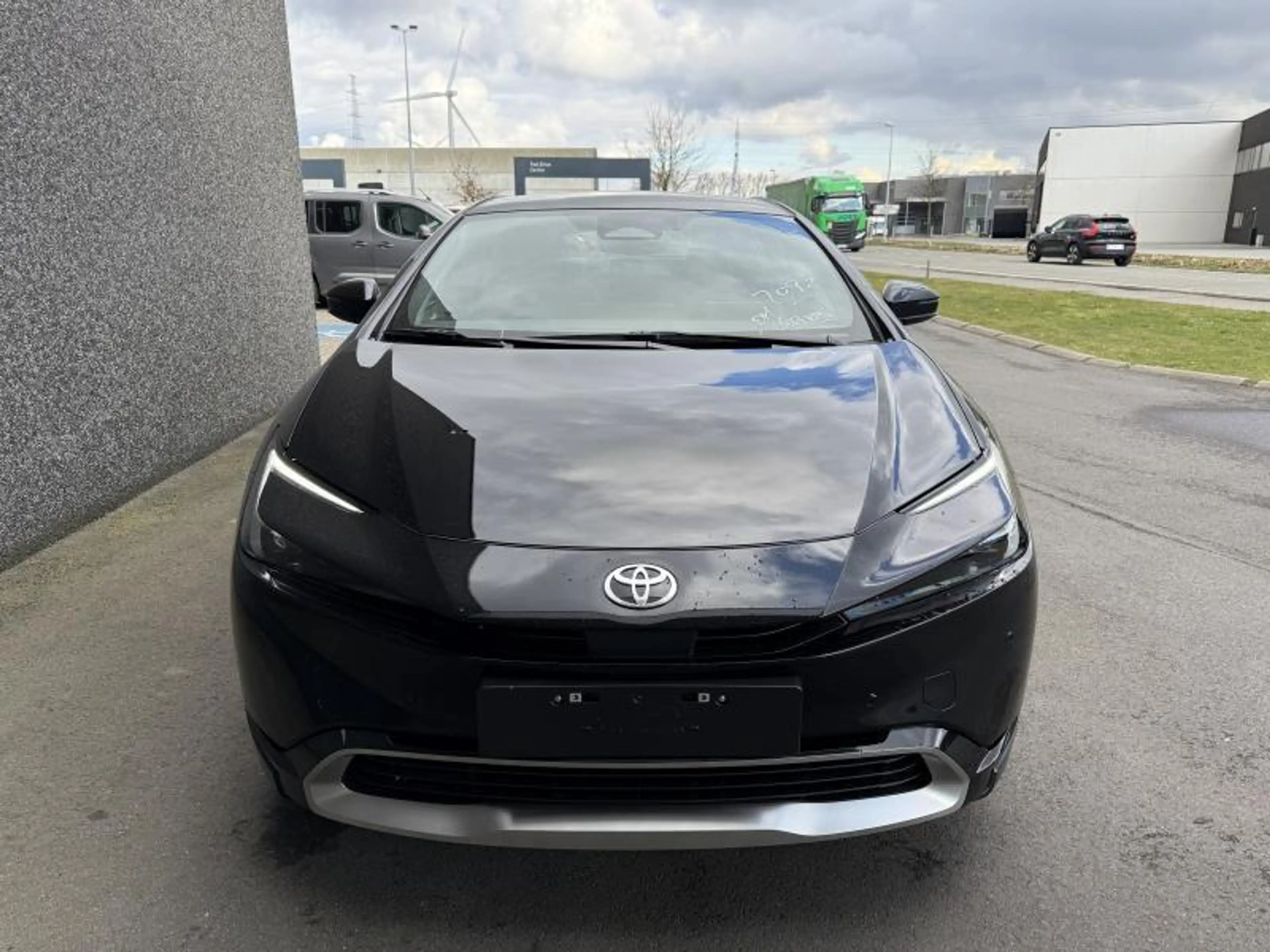Toyota Prius Plug-in Premium Plus Nieuw 0KM — photo 2