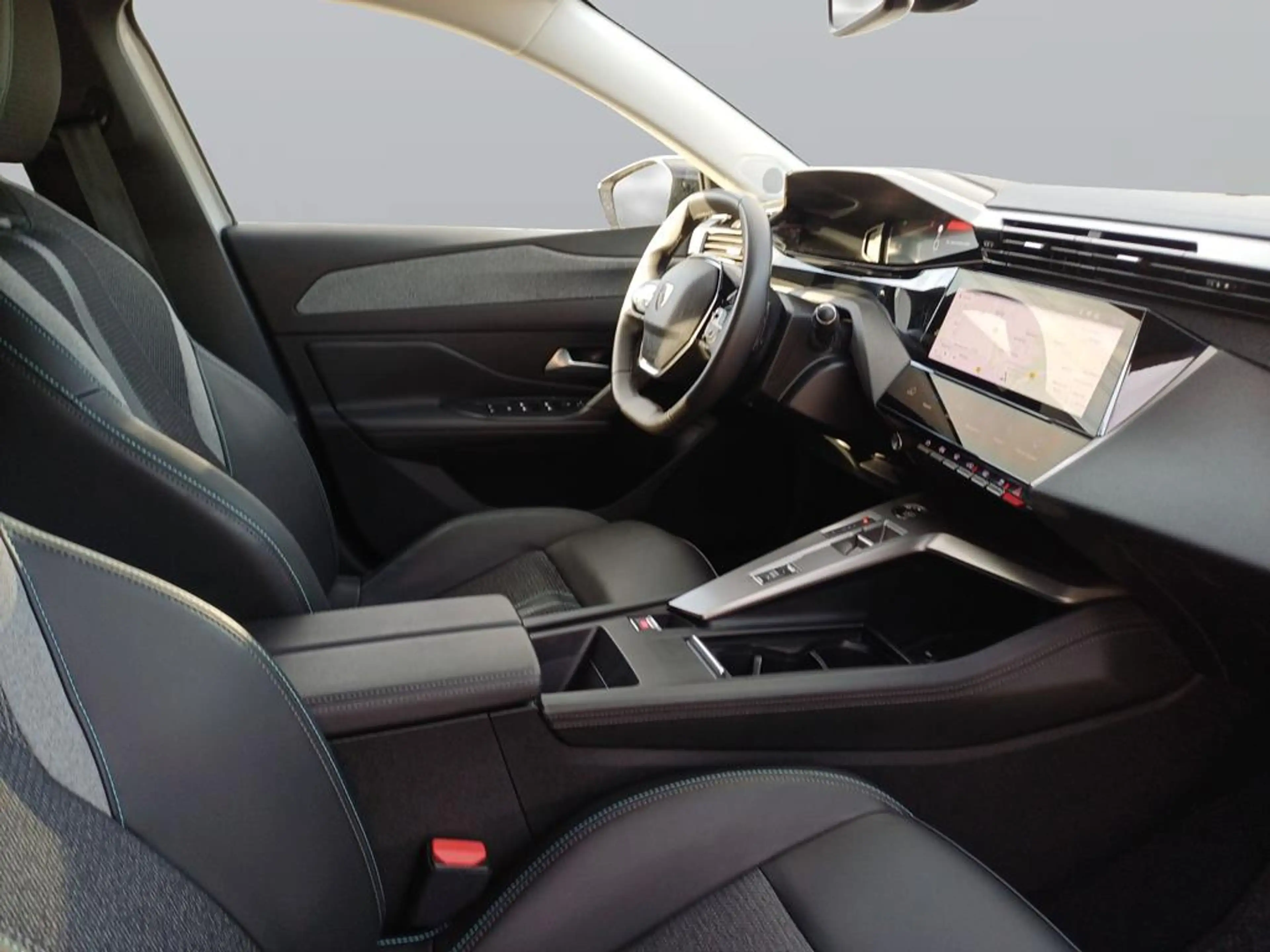 Peugeot 308 Allure — photo 11