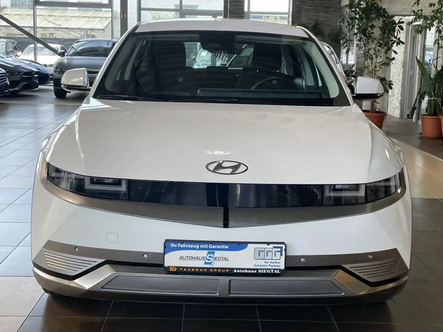 Hyundai IONIQ 5 Dynamiq Elektro Navi NSCC LED R.Cam DAB+ Fehér - 2