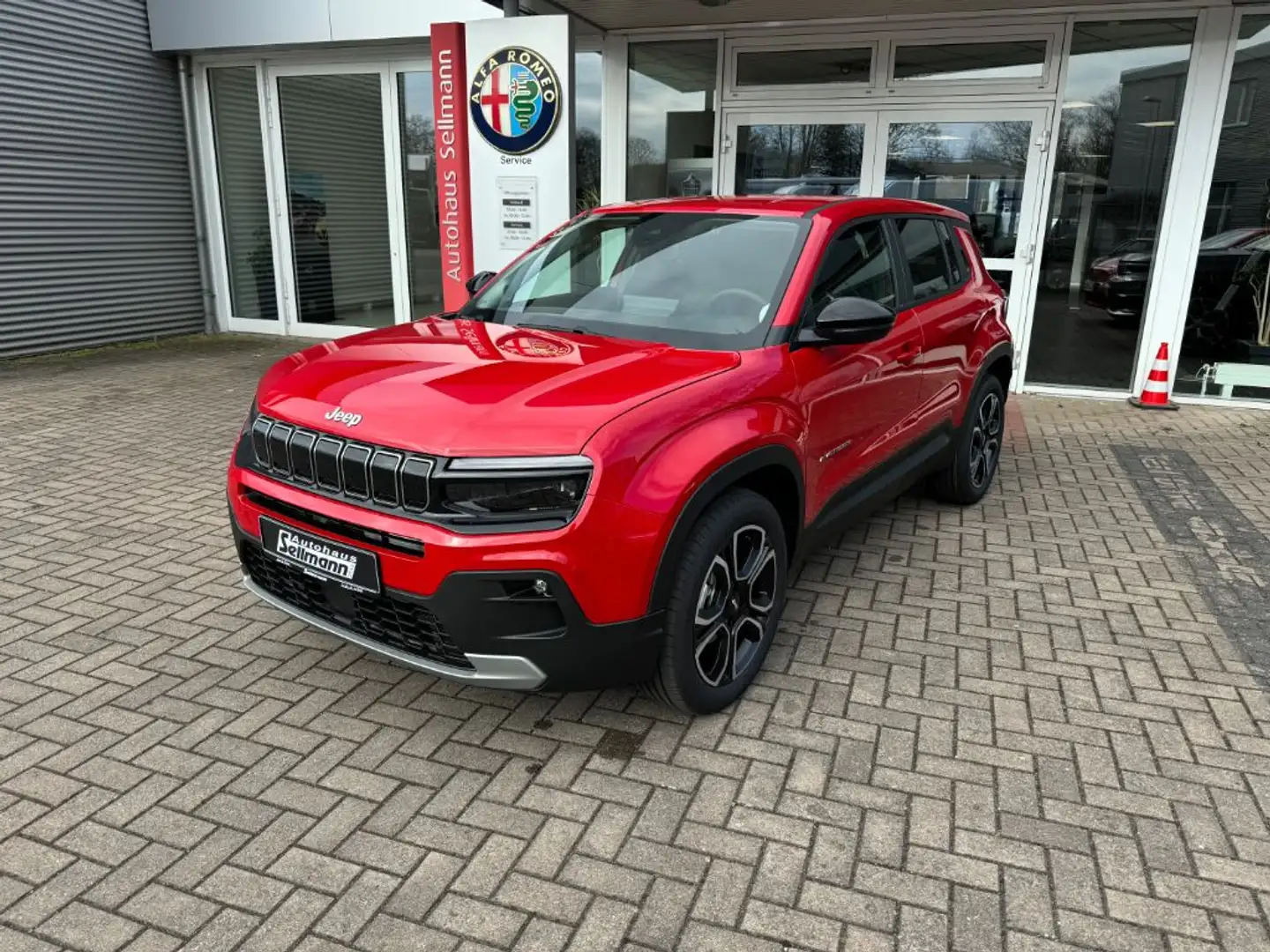 Jeep Avenger 1.2 GSE T3 Turbo-Benzin GDI Altitude Rouge - 1