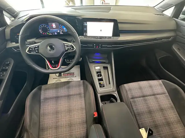 Volkswagen Golf view 8