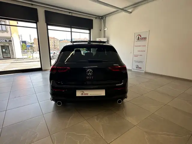Volkswagen Golf view 5
