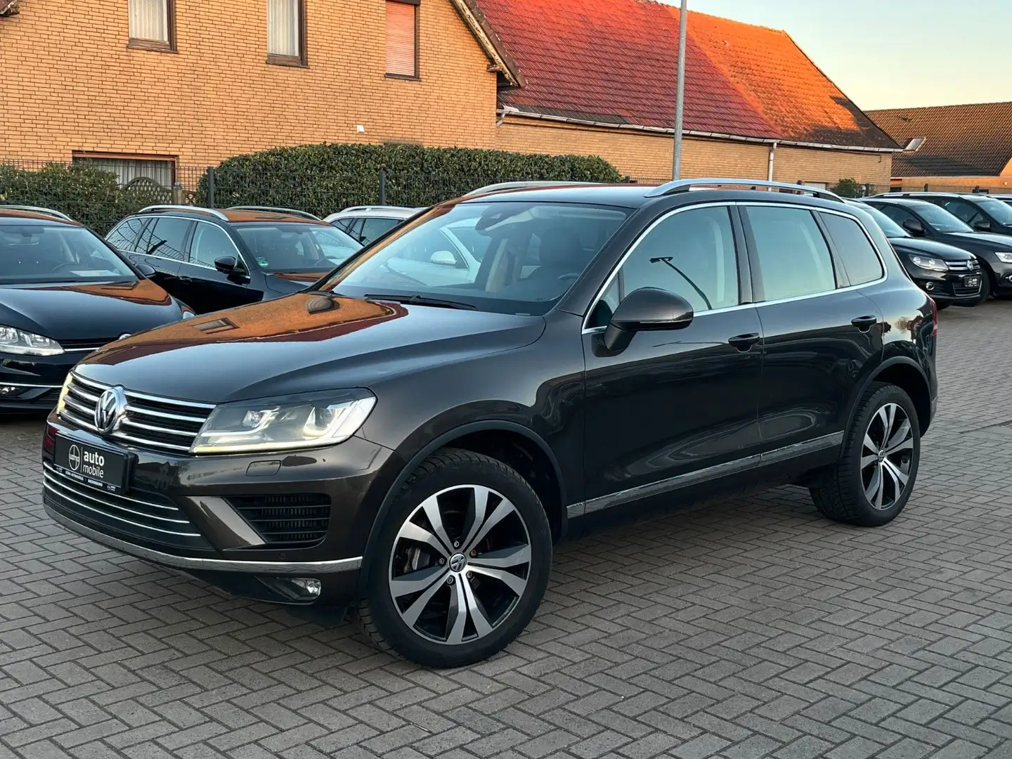 Volkswagen Touareg 3.0 V6 TDI+1. Hand+Kamera+TÜV,Servie neu Braun - 1