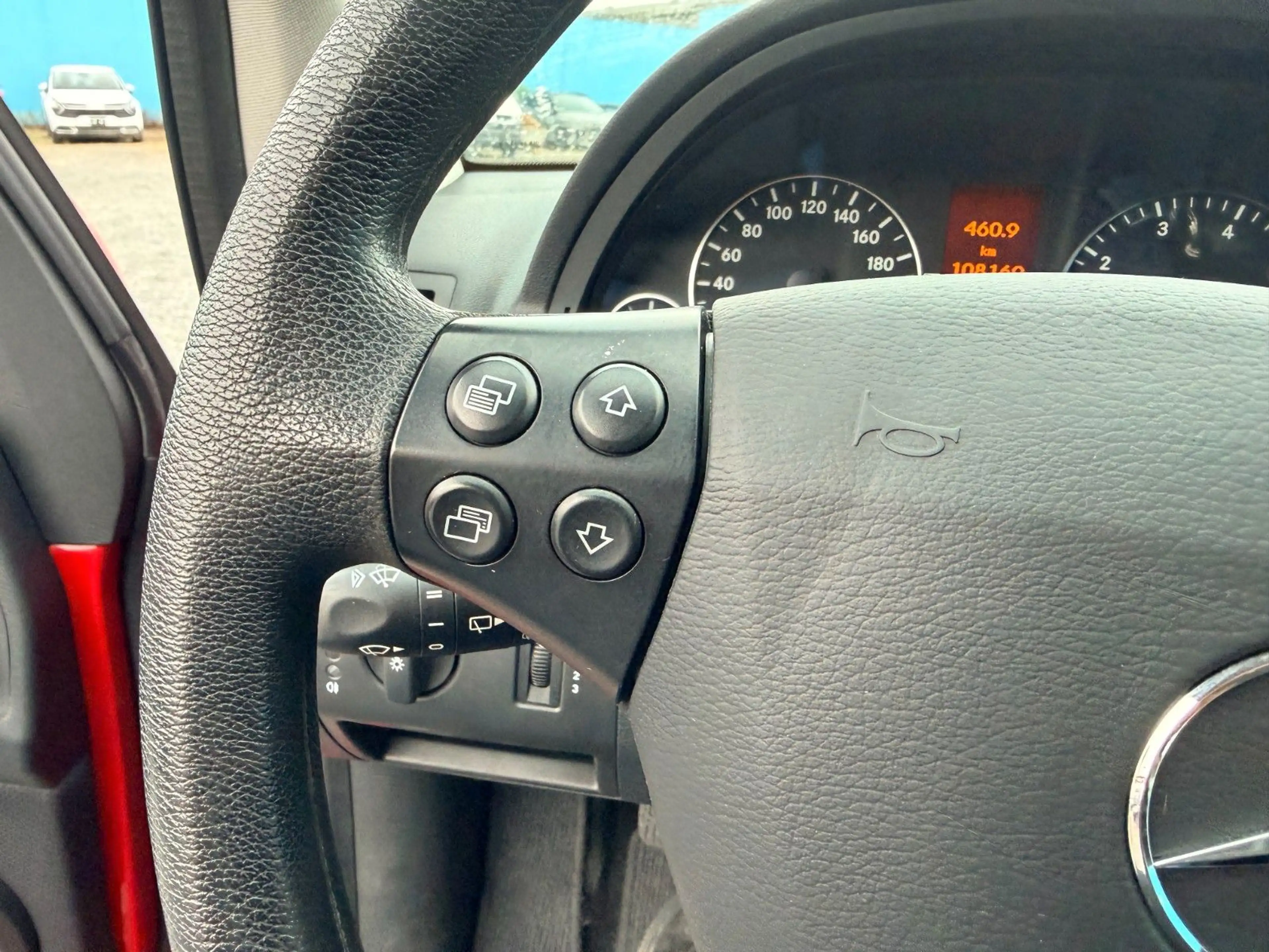 Mercedes-Benz A 150 BE 3-türig mit Klimaanlage aus 2.Hand — photo 11