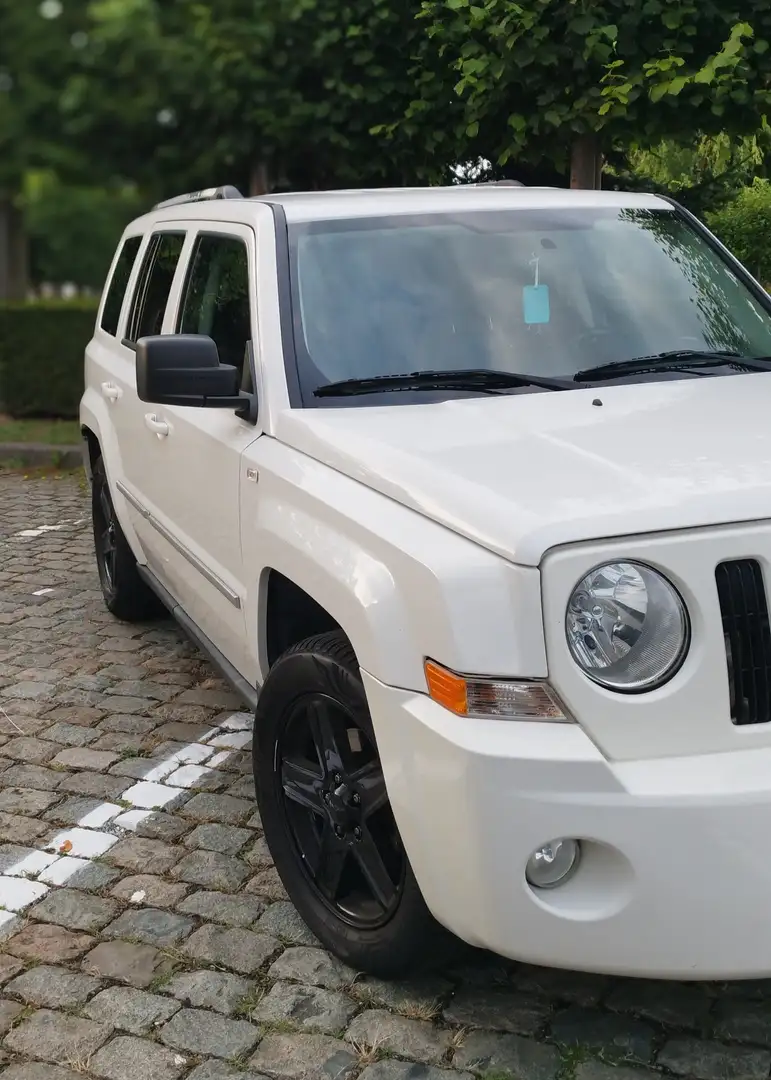 Jeep Patriot Patriot 2.4i DOHC Dual VVT Limited Blanco - 2