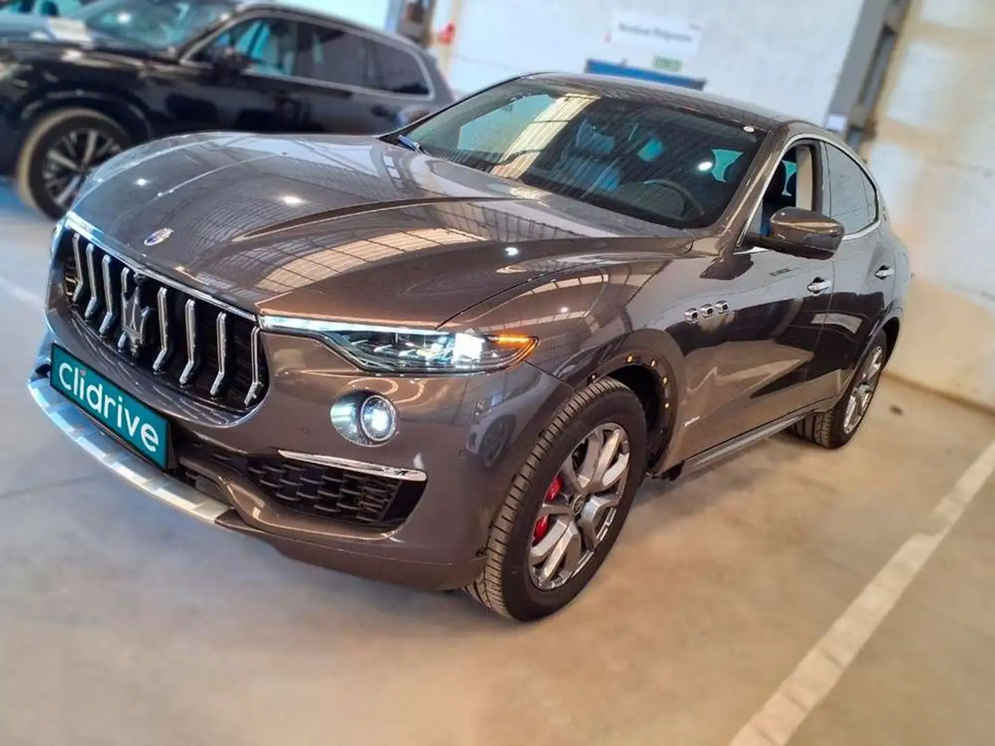 Maserati Levante 350 GranLusso Aut. - 2