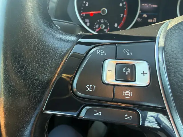 Volkswagen Tiguan view 18