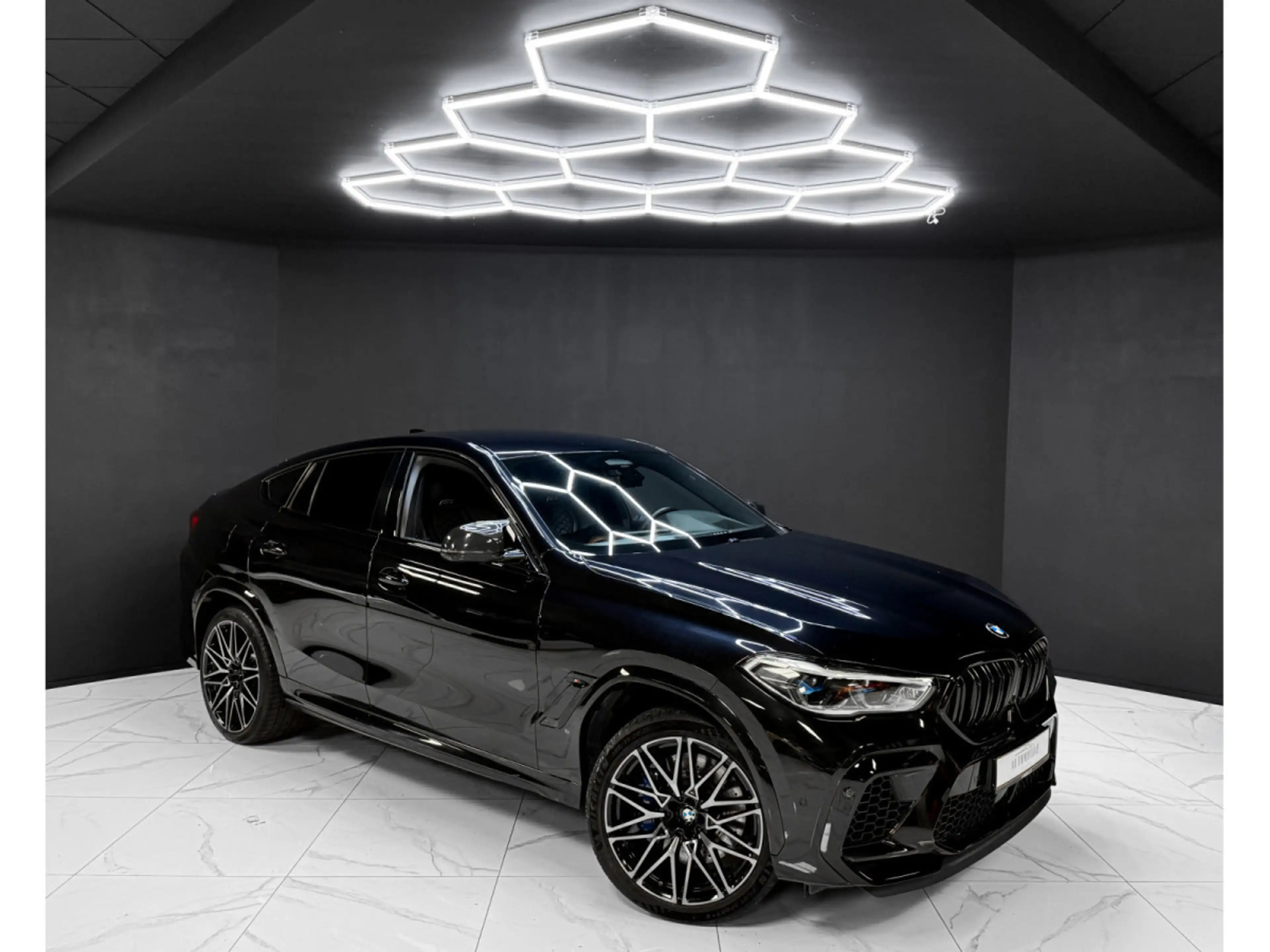 BMW X6 M COMPETITION / HK / 360 / SOFT CLOSE / MASSAGE — photo 7
