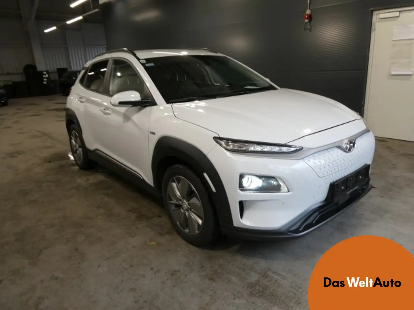Hyundai KONA Elektro 64kWh Level 5 Wit - 1