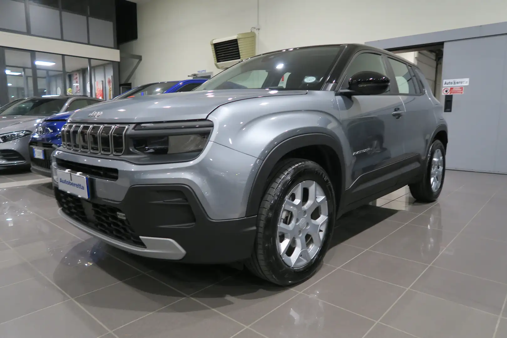Jeep Avenger 1.2 turbo altitude e-hybrid mhev 110cv edct6 Argento - 1