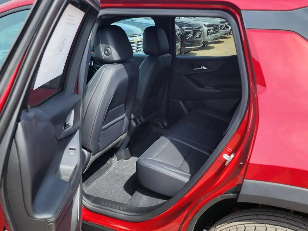 Chevrolet Equinox photo Chevrolet Equinox