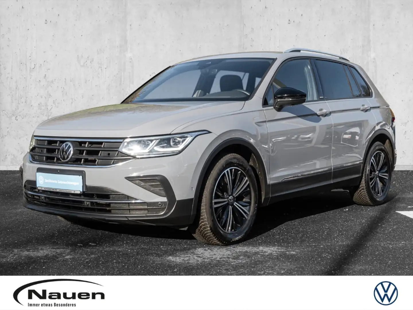 Volkswagen Tiguan 1.5 TSI United *ACC*AHK*MATRIX*NAVI*APP-CONNECT* Grijs - 1