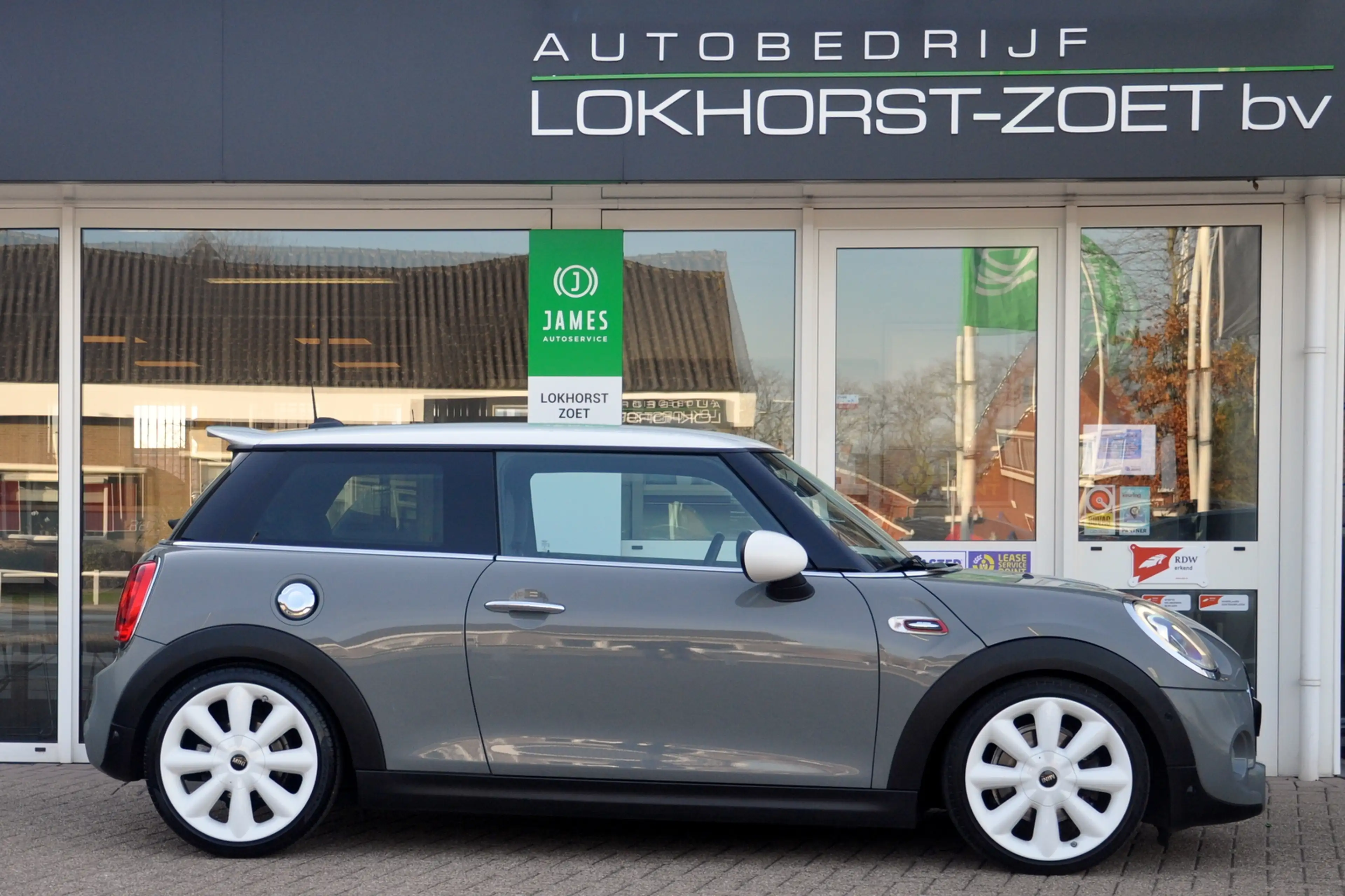MINI Cooper S 3-Deurs 2.0 Chili Serious Business | HK-Audio | H& — photo 8