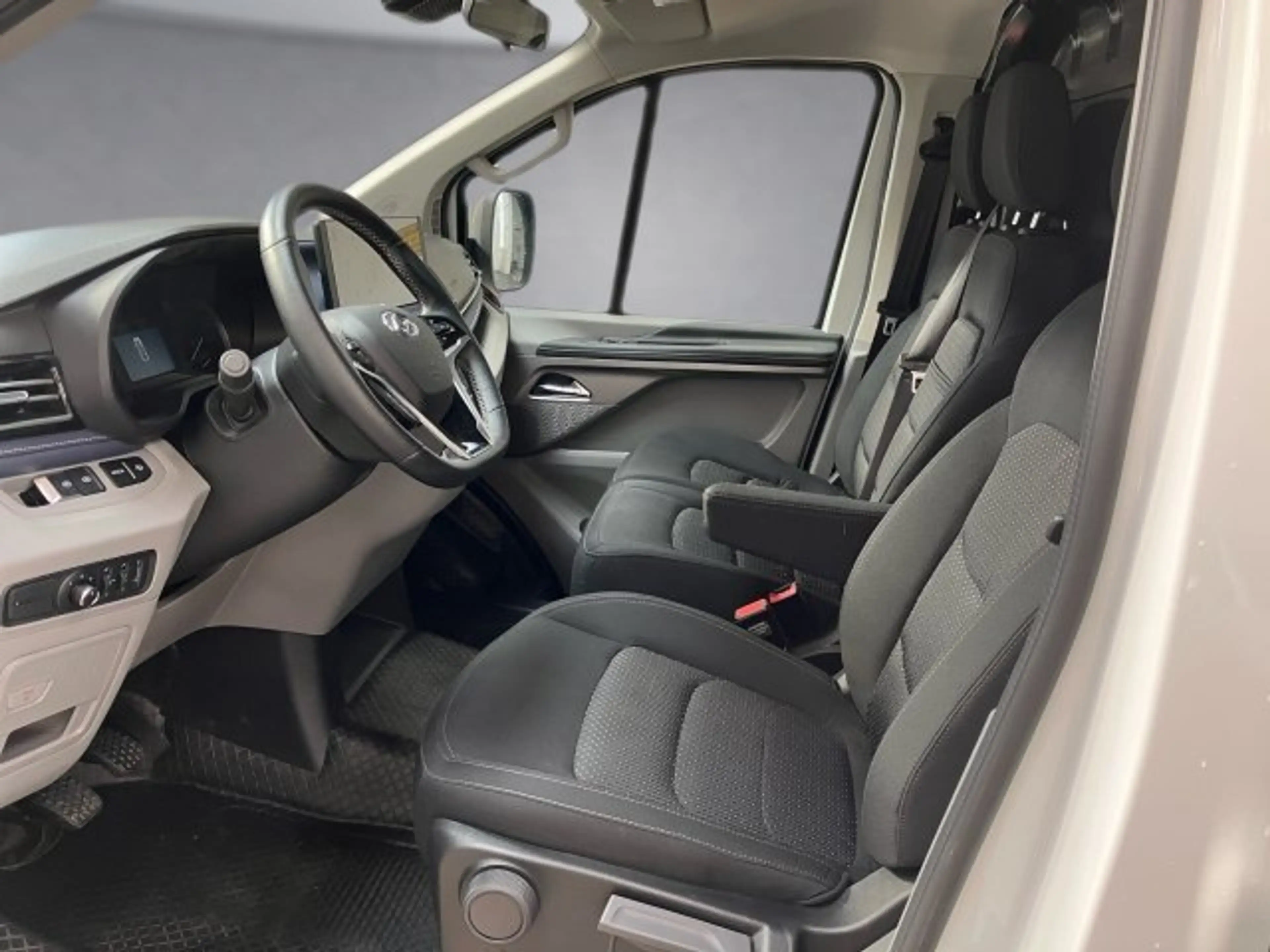 Maxus Deliver 9 DEL7 Deliver 7 L2H1 MY26 d72126 — photo 9