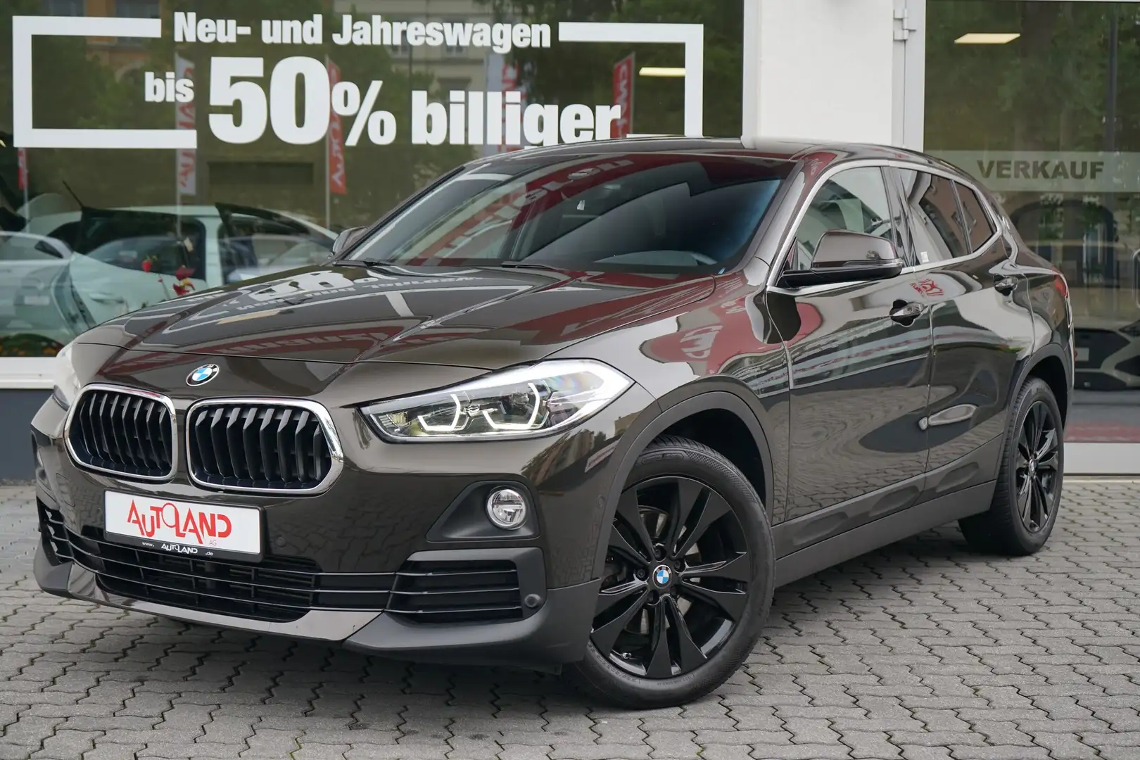 BMW X2 sDrive 18 d Advantage Plus LED Navi Tempomat Marrón - 2