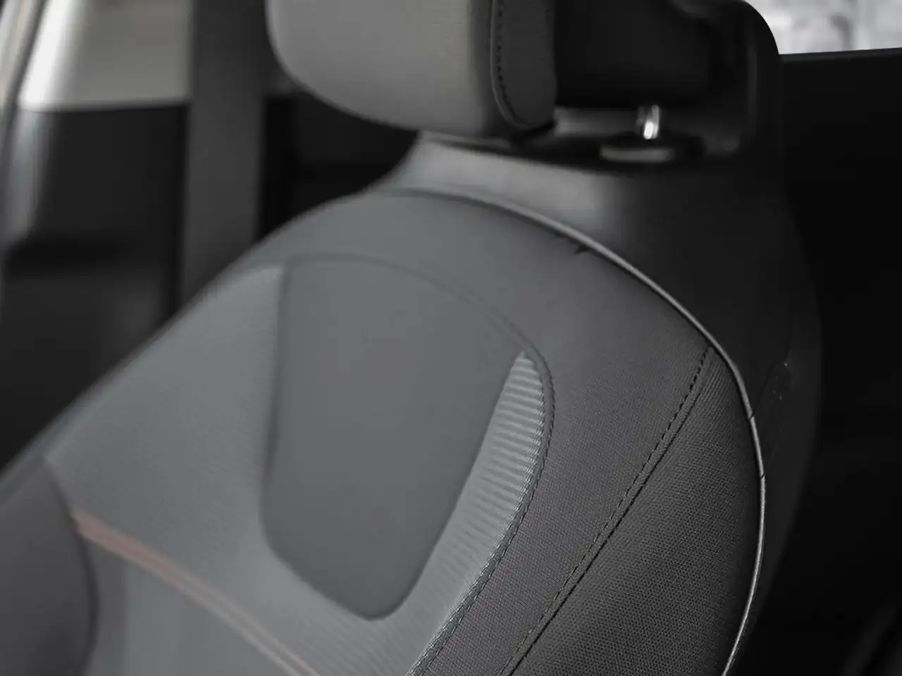 Kia Niro снимка Kia Niro