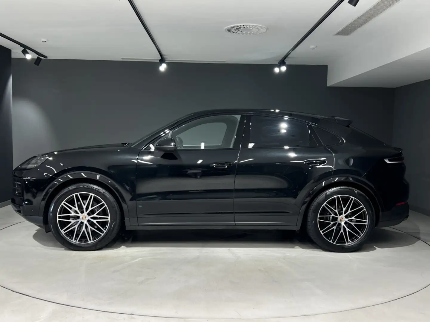 Porsche Cayenne Coupé Aut. Negro - 2