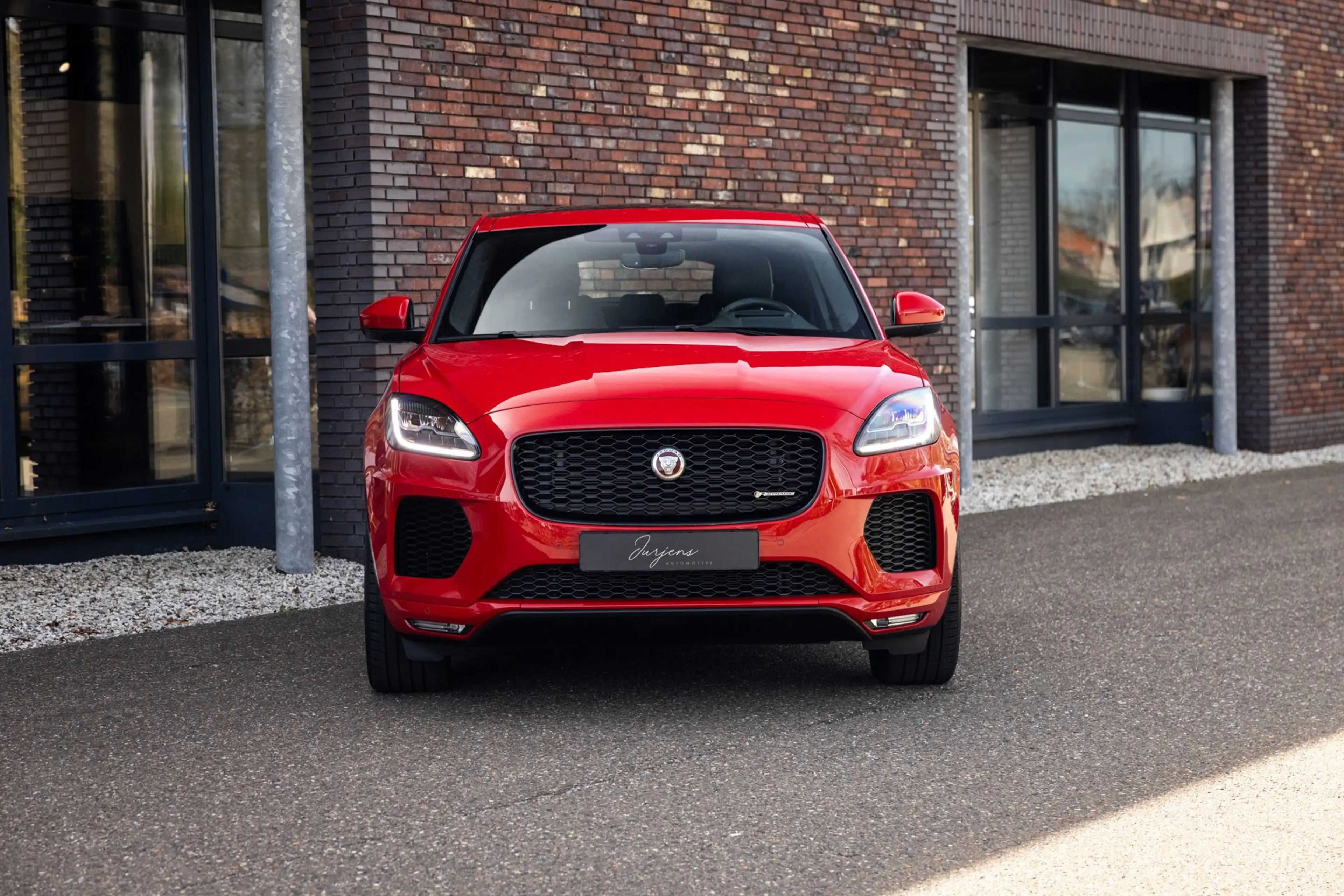 Jaguar E-Pace 2.0 P250 AWD First Edition R-Dynamic (249pk) Lage — photo 2