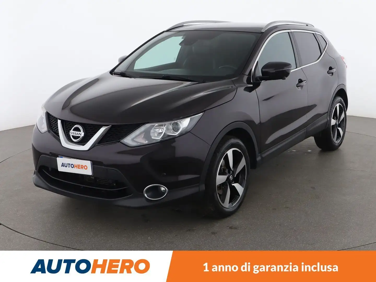 Nissan Qashqai 1.6 dCi Tekna + Black - 1