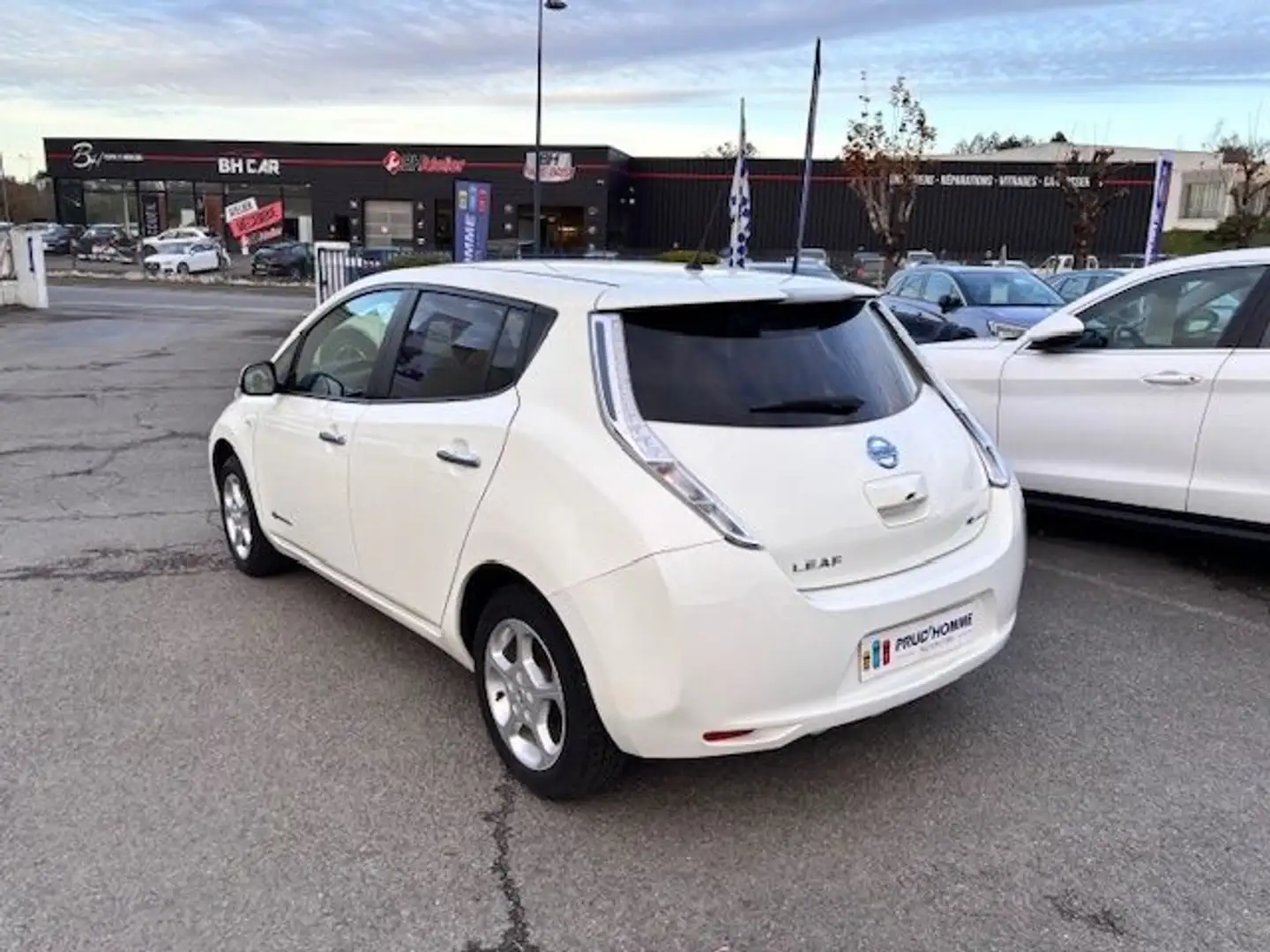 Nissan Leaf 109CH 24KWH ACENTA Blanc - 2