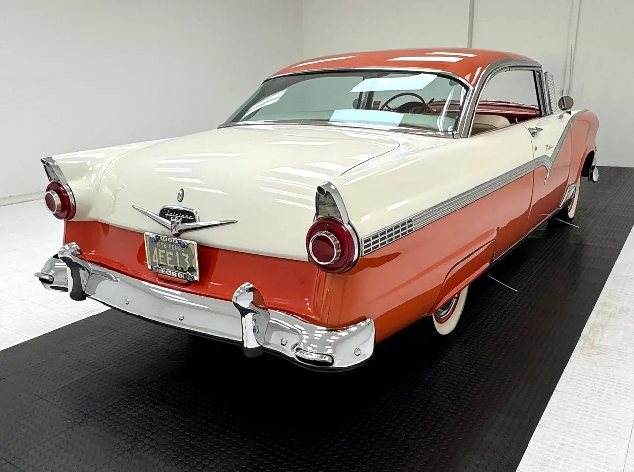 Ford Fairlane Victoria 2 Door Hardtop, foto 5
