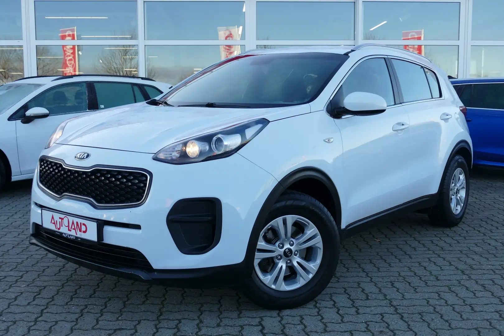 Kia Sportage 1.6 Tempomat Sitzheizung PDC Klima USB Weiß - 2