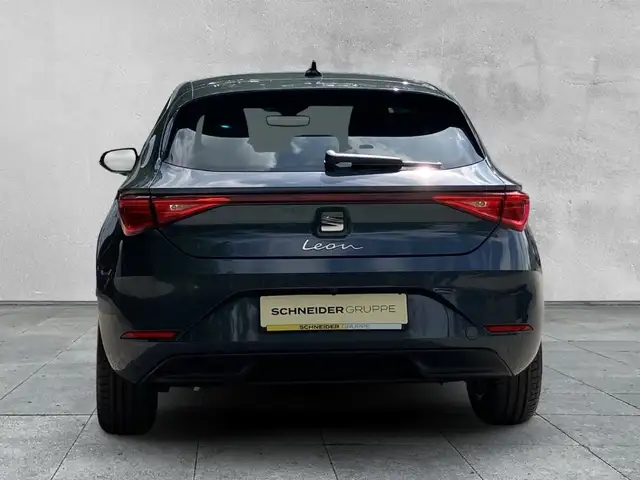 Seat Leon view 4