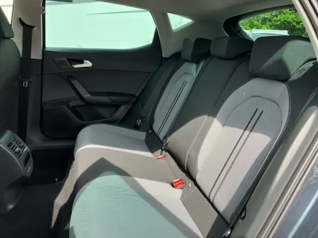 Seat Leon view 11