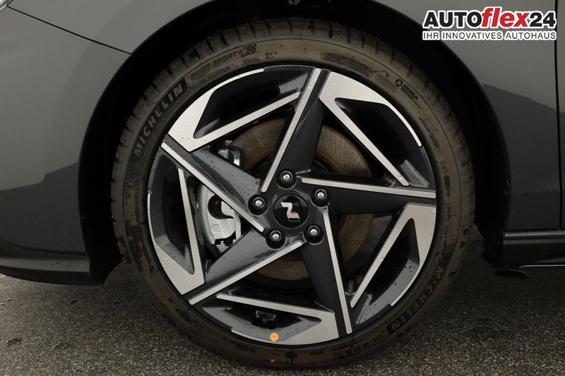 Hyundai i30 Kombi 1.6 T-GDI DCT N-LINE, Navi, Kamera, Winte... — photo 12