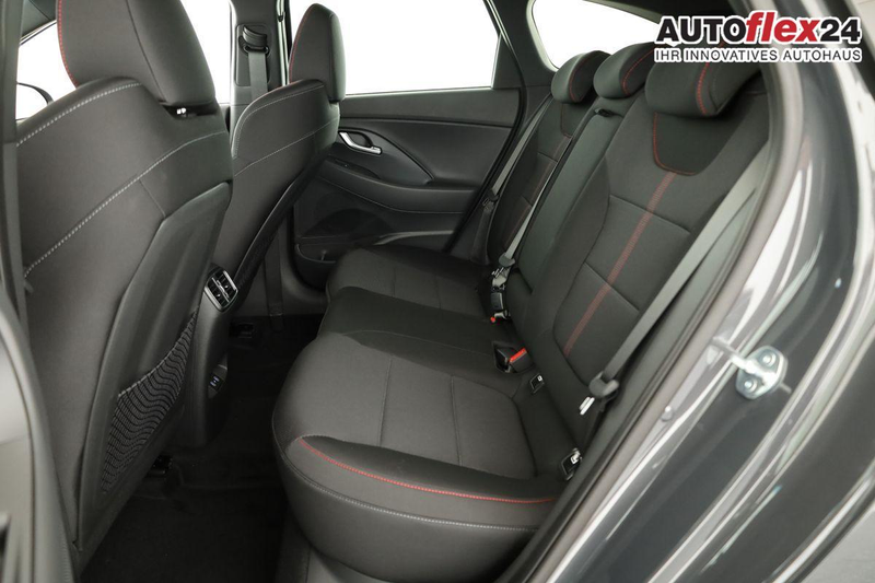 Hyundai i30 Kombi 1.6 T-GDI DCT N-LINE, Navi, Kamera, Winte... — photo 10