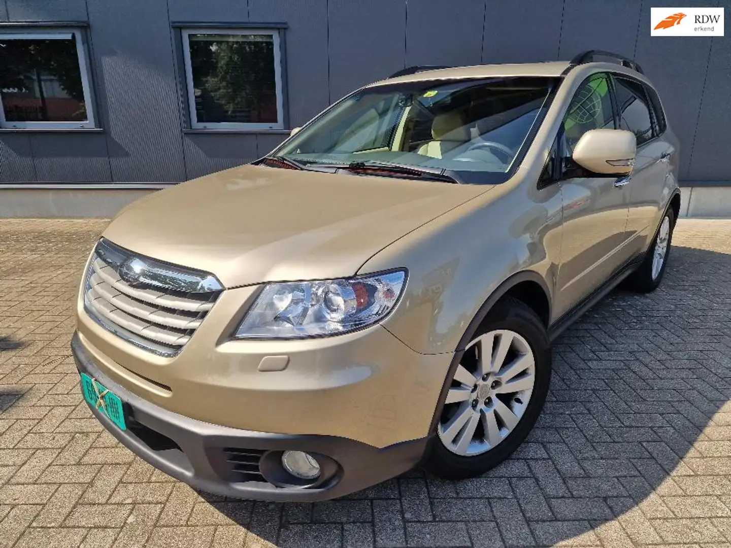 Subaru Tribeca 3.6 Executive, 7 zits, netto € 8.270 ex BTW, 1e ei bež - 1
