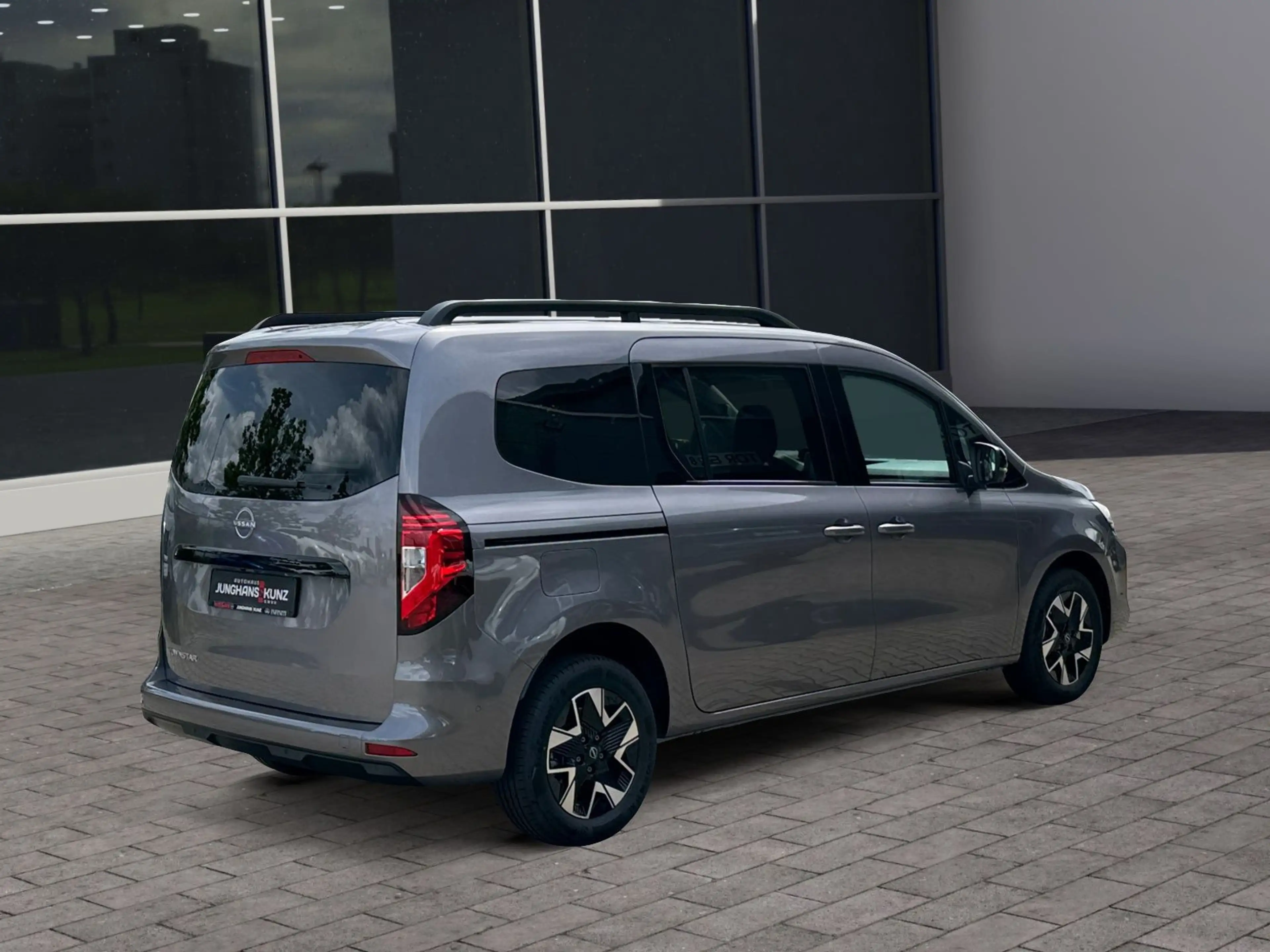 Nissan Townstar TOWNSTAR Kombi L2 1.3 DIG-T 7AT TEKNA 7-Sitzer K — photo 7