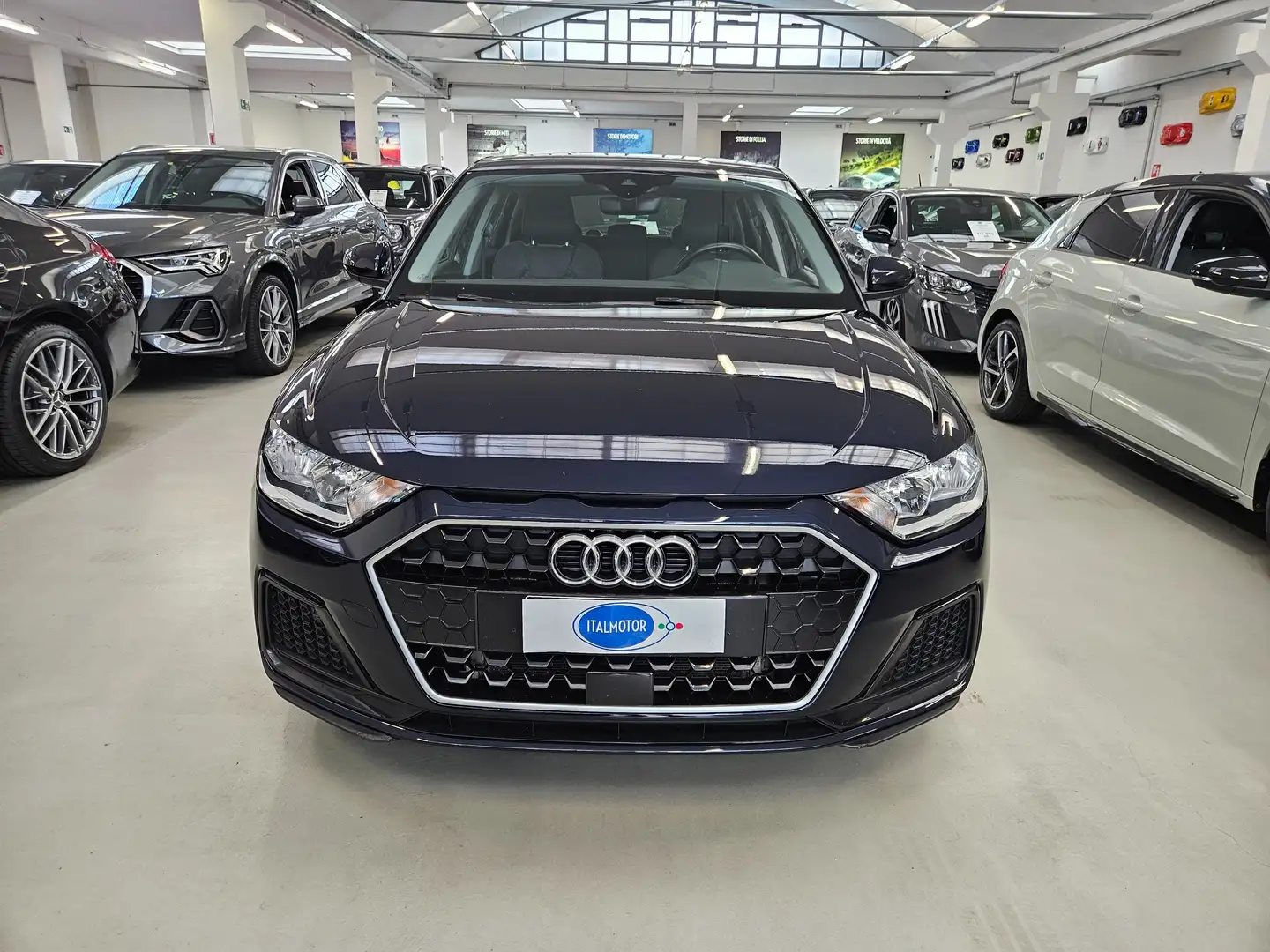 Audi A1 A1 Sportback 25 1.0 tfsi Advanced Blu/Azzurro - 2