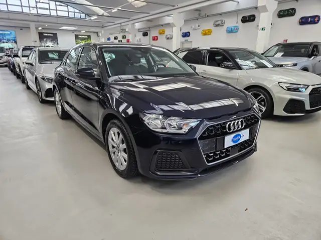 Audi A1 A1 Sportback 25 1.0 tfsi Advanced