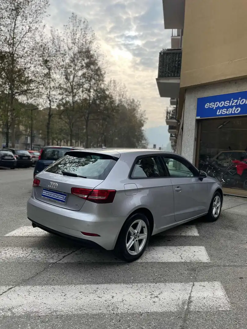 Audi A3 1.6 TDI Business Grigio - 2