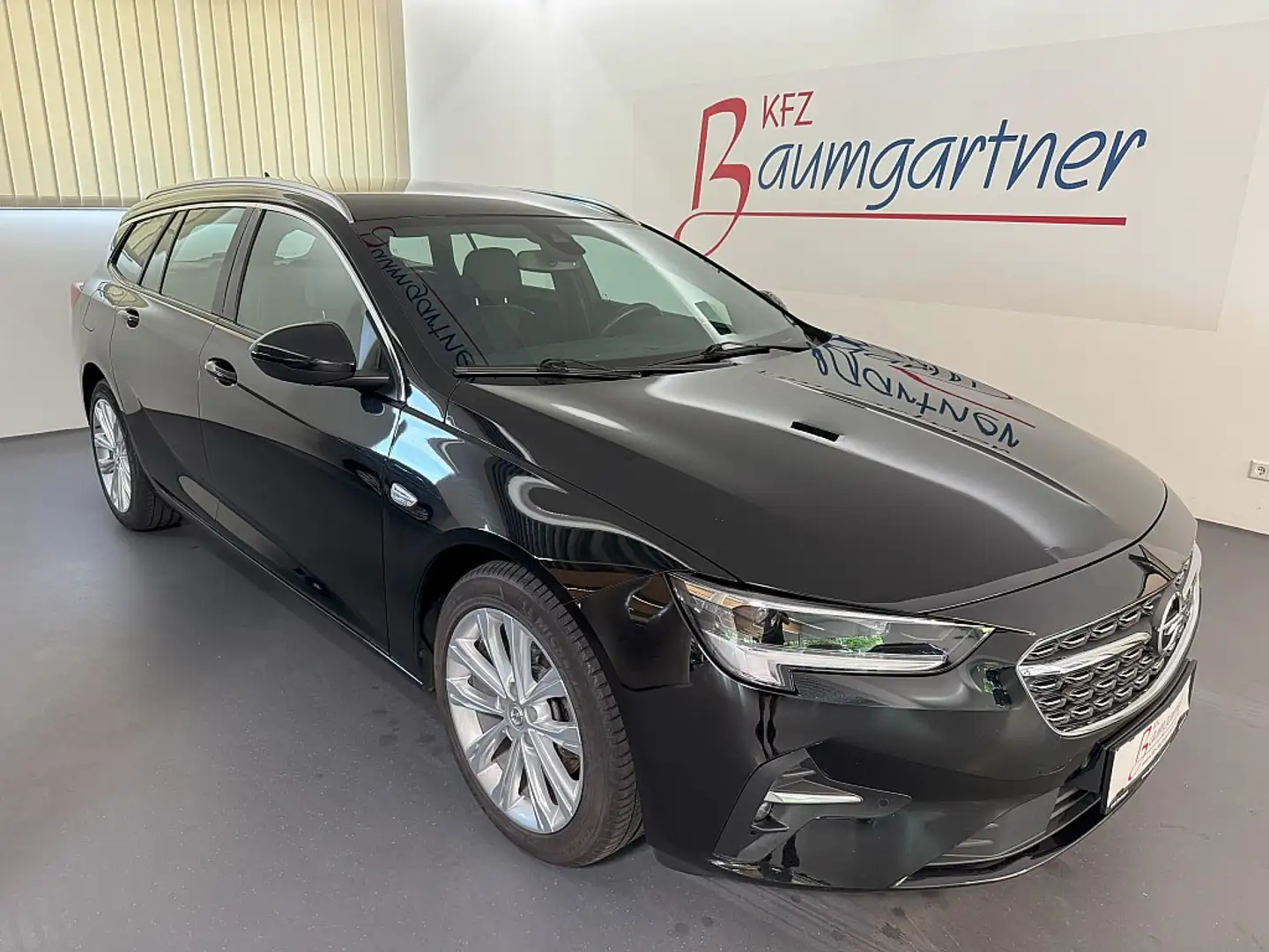 Opel Insignia ST 2,0CDTI Elegance *LED*NAVI*AHK*Alcantara*Sit... Schwarz - 1