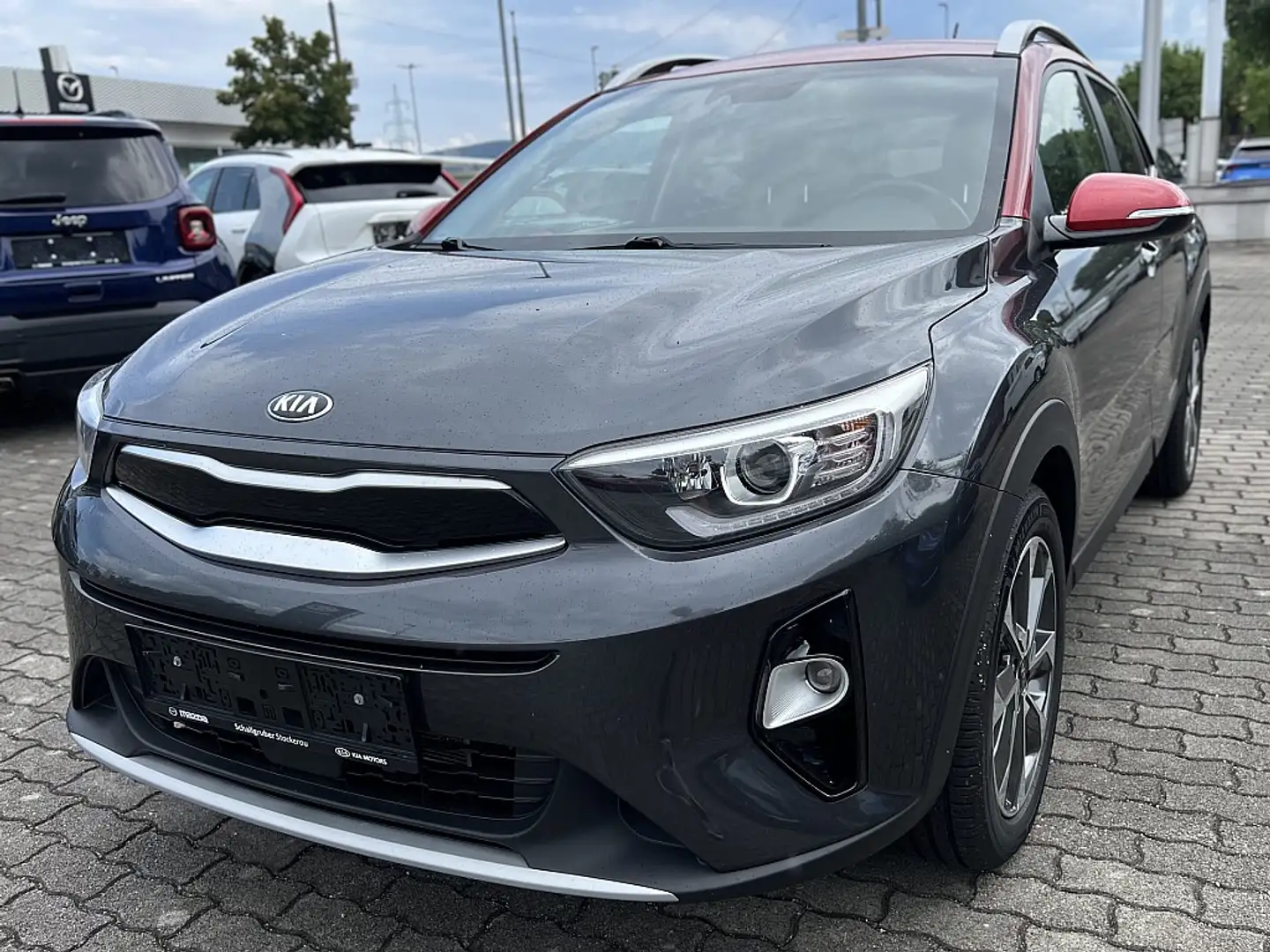 Kia Stonic 1,0 TGDI ISG Gold/AHK/2F Gri - 1