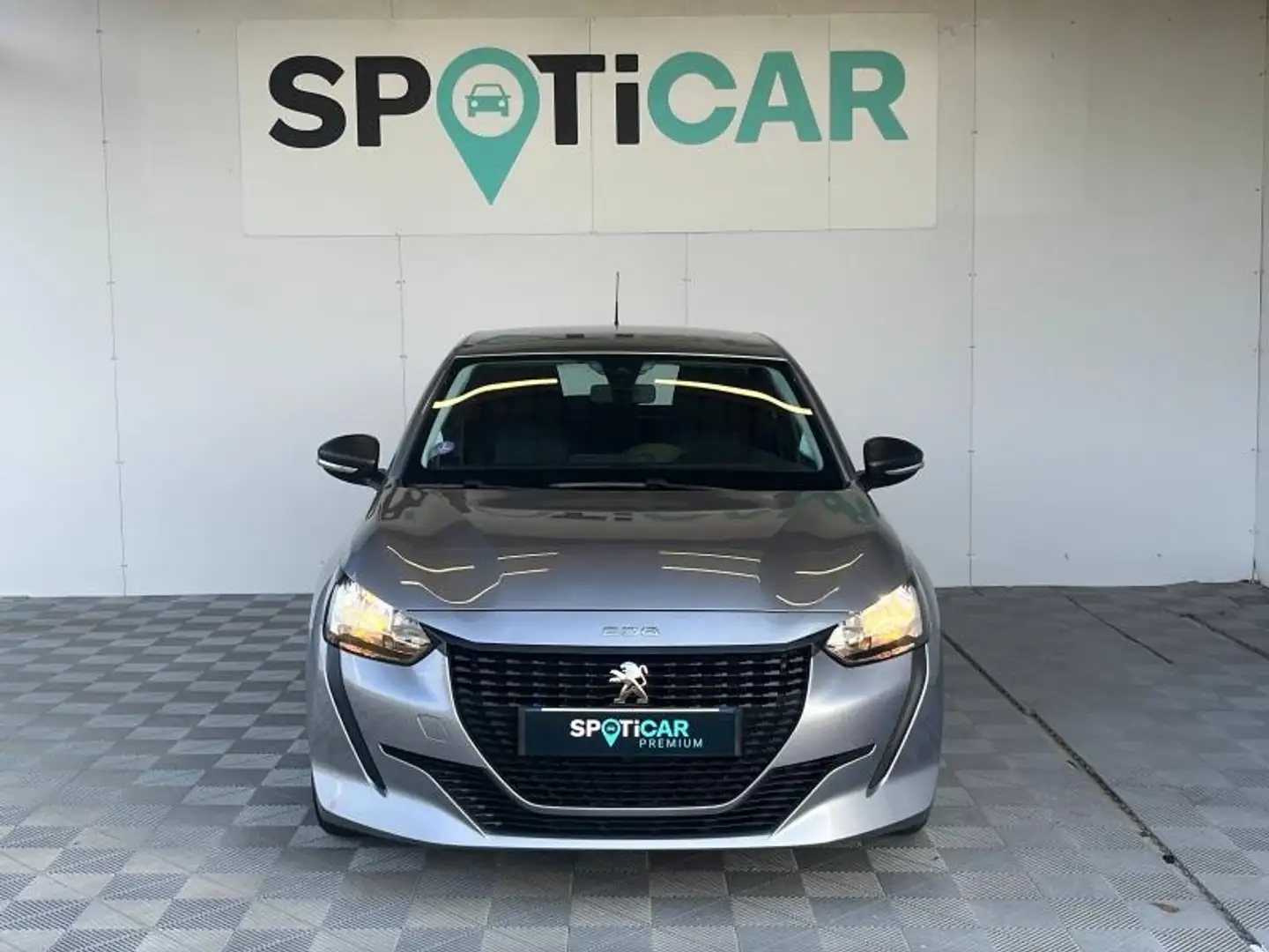Peugeot e-208 1.2 PureTech 75ch S\u0026S Like Grijs - 2