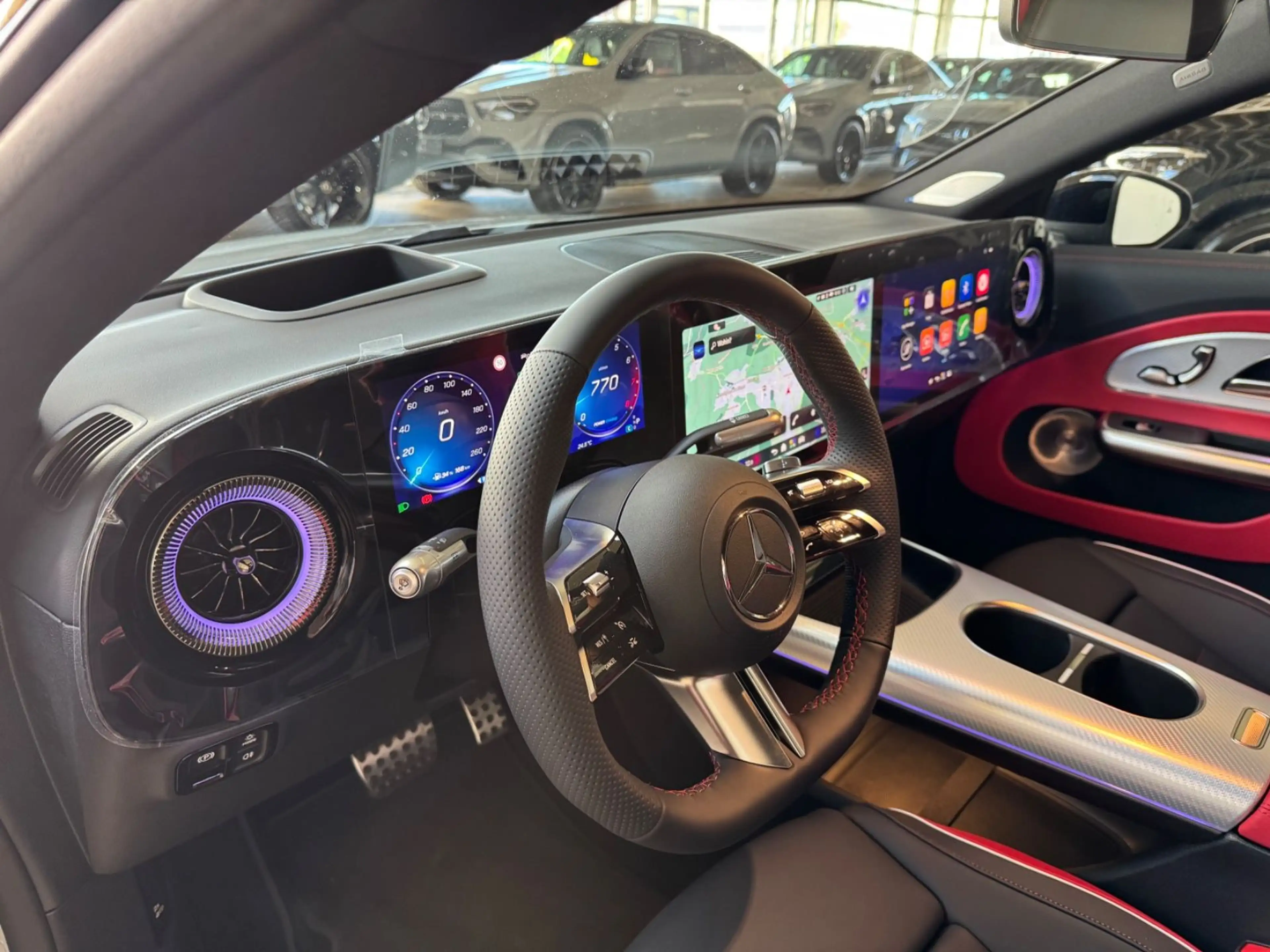 Mercedes-Benz CLA 220 AMG PREM+/SUPERSCREEN/AHK/HuD/360°/PANO — photo 5