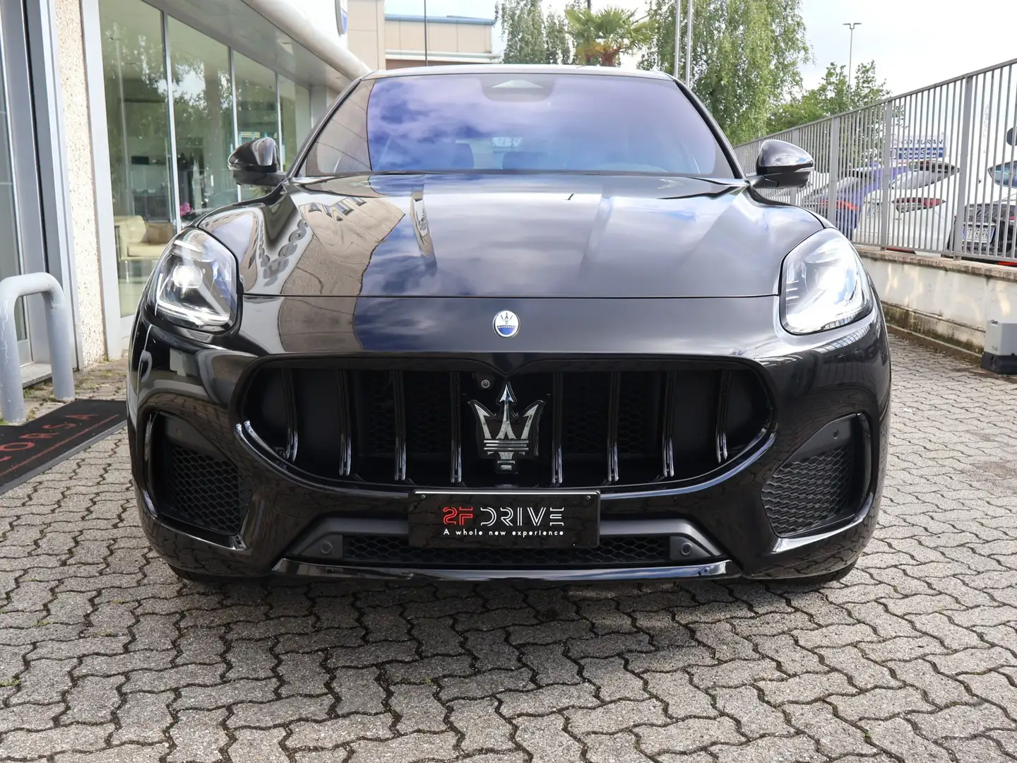 Maserati Grecale Modena Hybrid 330 CV Nero - 2