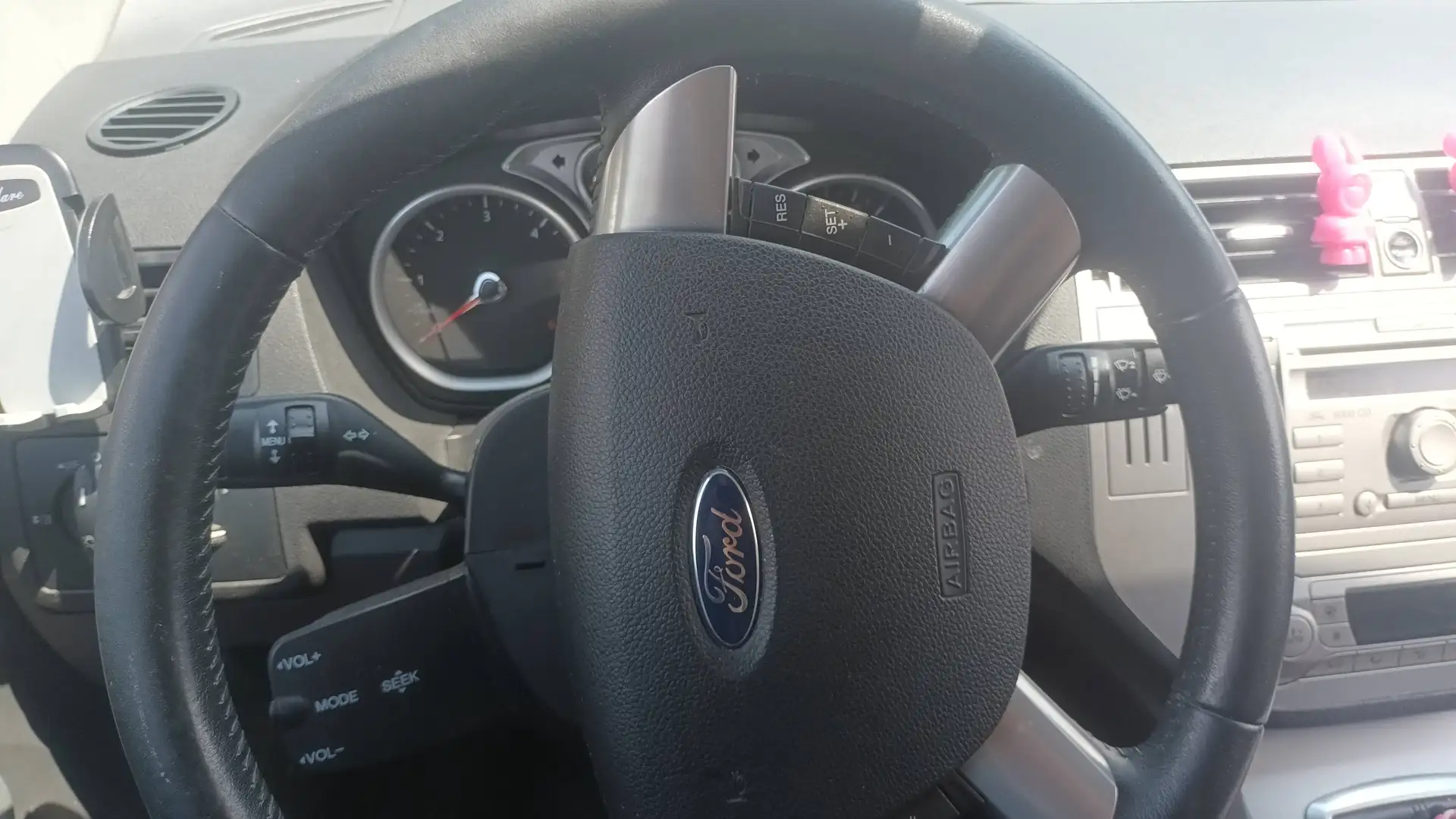 Ford Kuga Kuga 2,0 Titanium 4x4 TDCI DPF Titanium Weiß - 2