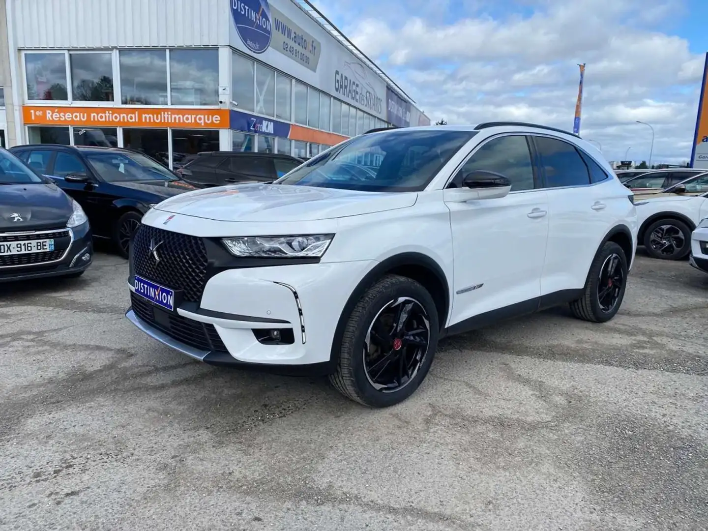 DS Automobiles DS 7 Crossback 1.5 BLUEHDi - 130 - BV EAT8 PERFORMANCE LINE + Bílá - 1