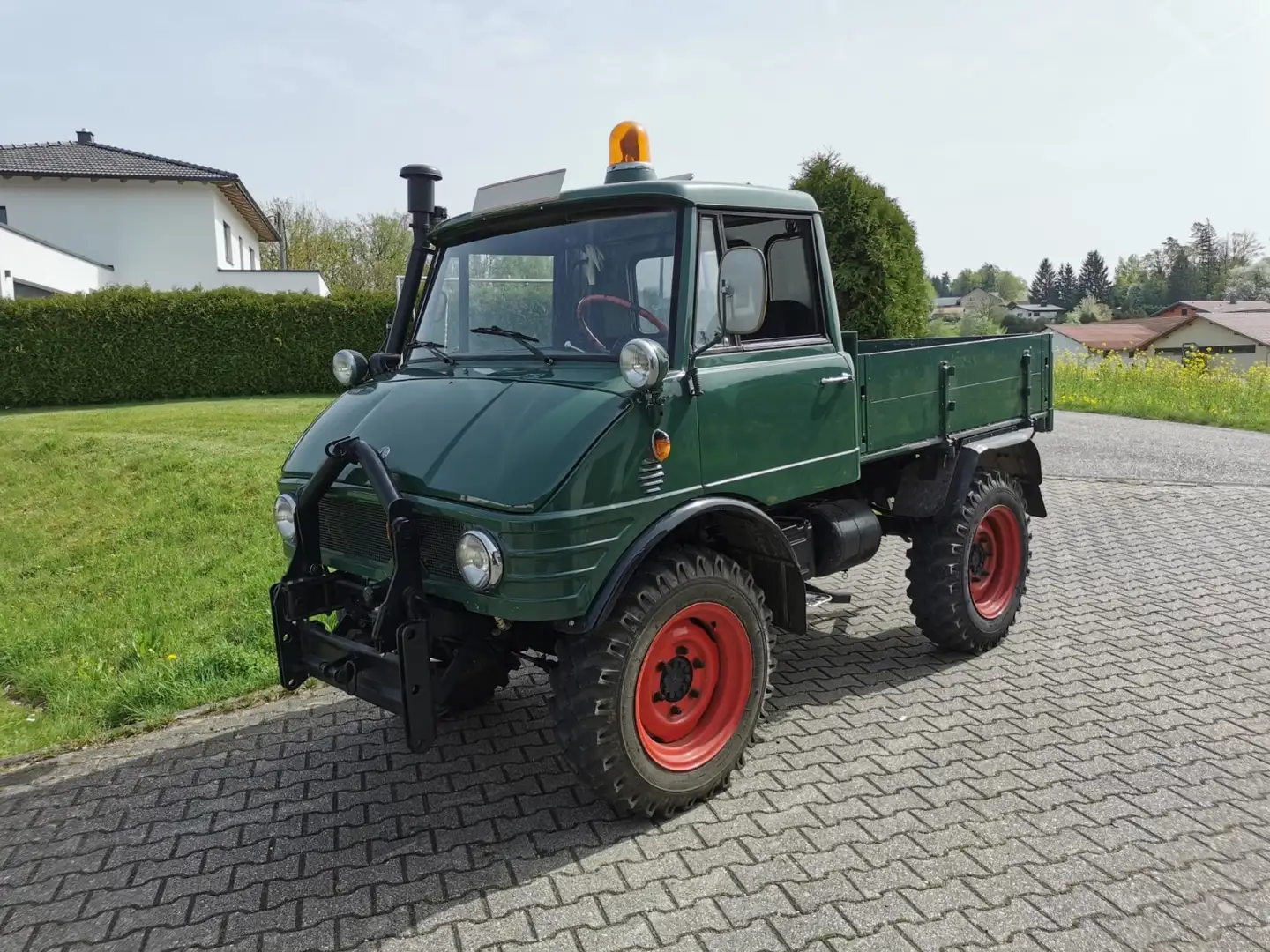 Mercedes-Benz Unimog 421 Verde - 1