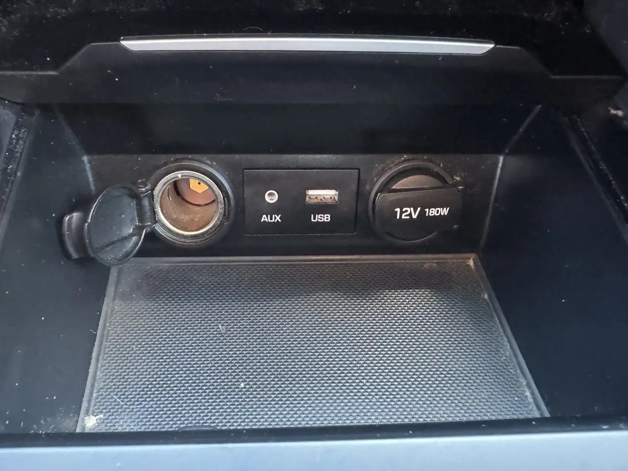 Hyundai ELANTRA снимка Hyundai ELANTRA