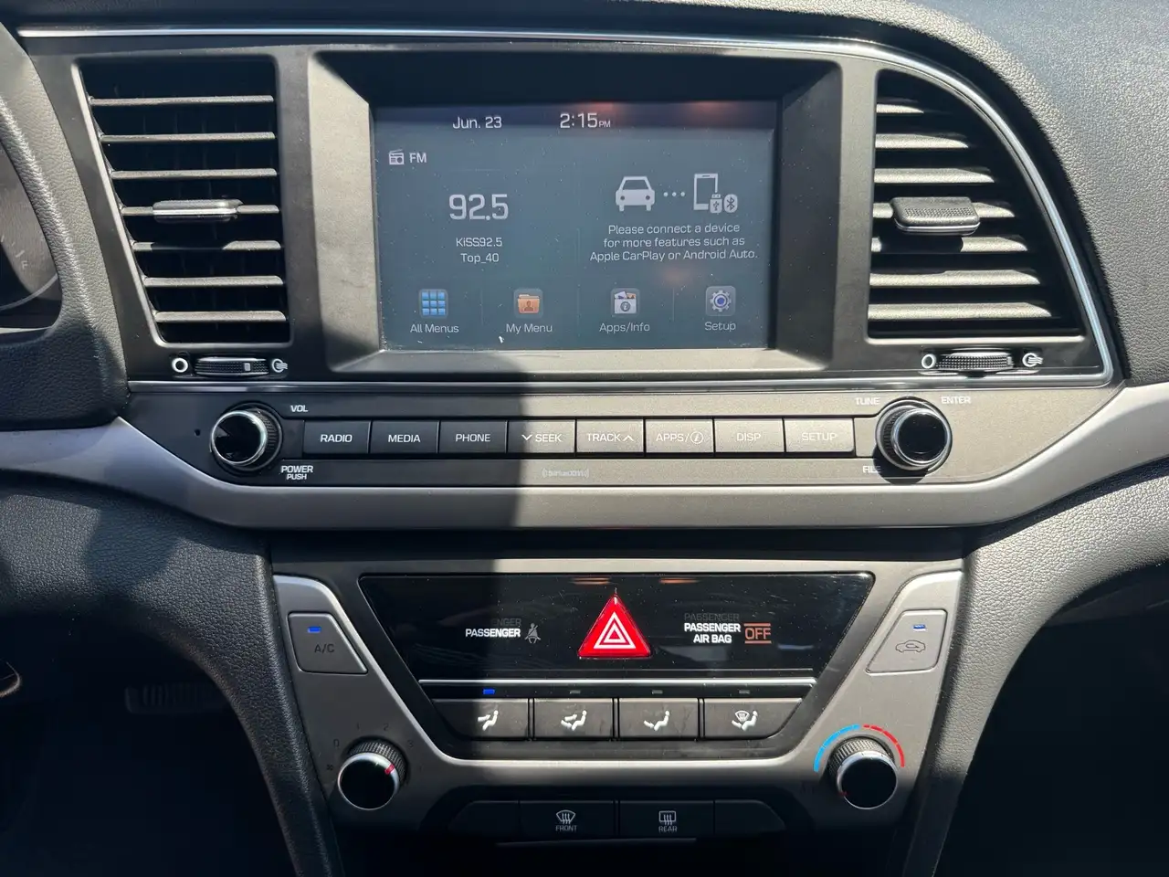 Hyundai ELANTRA снимка Hyundai ELANTRA