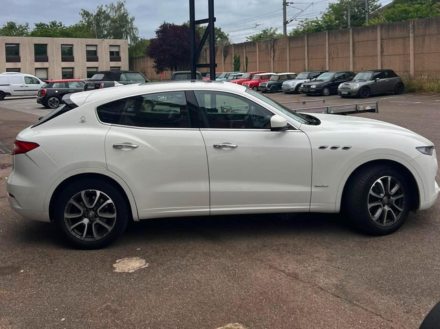 Maserati Levante Levante 3.0 V6 Bi-Turbo 350 Q4 GranLusso