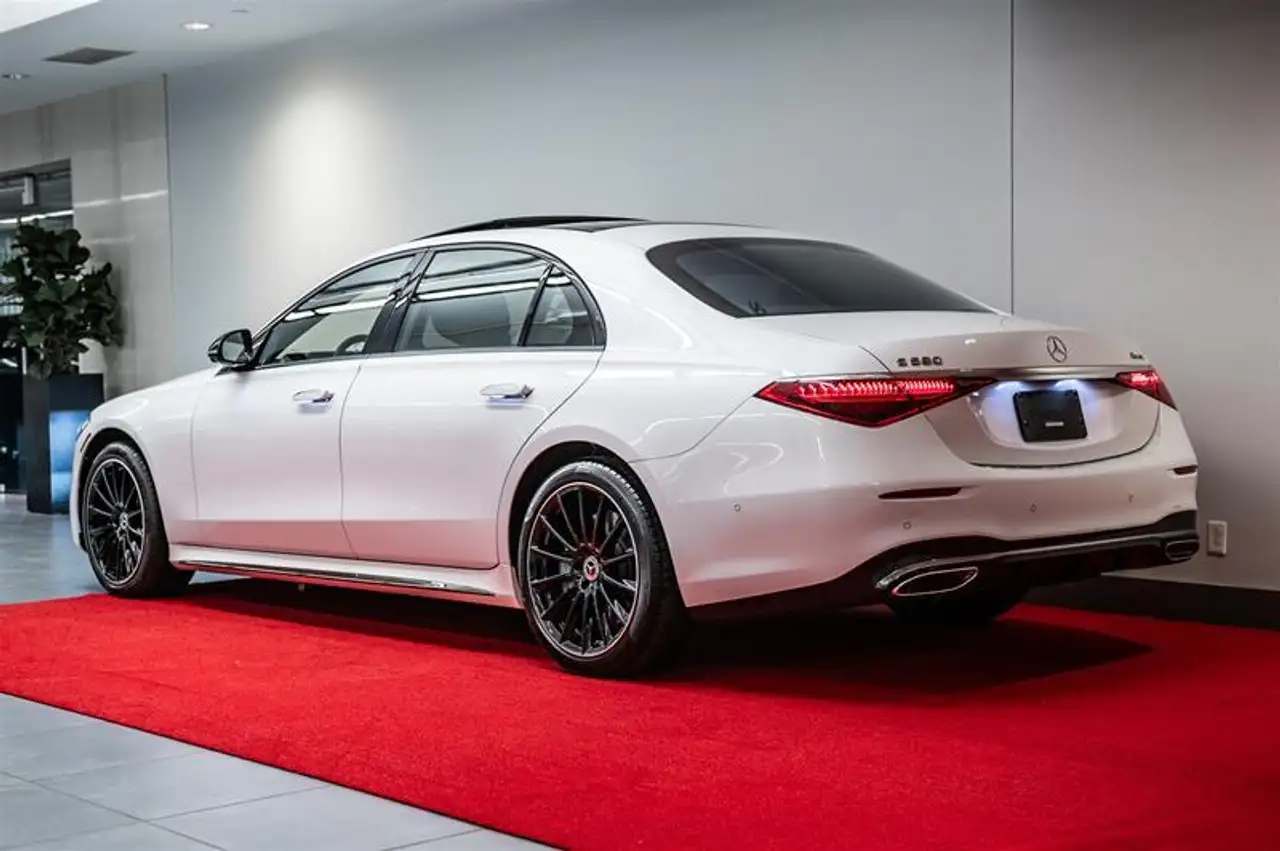 Mercedes-Benz S-Class photo Mercedes-Benz S-Class