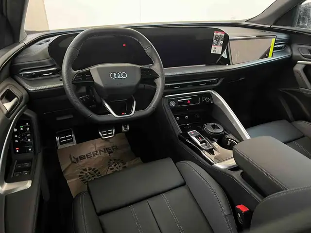 Audi Q5 view 5